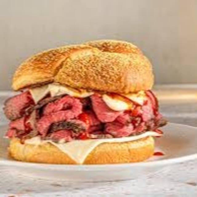 Roasted Beef Bulkie Roll.